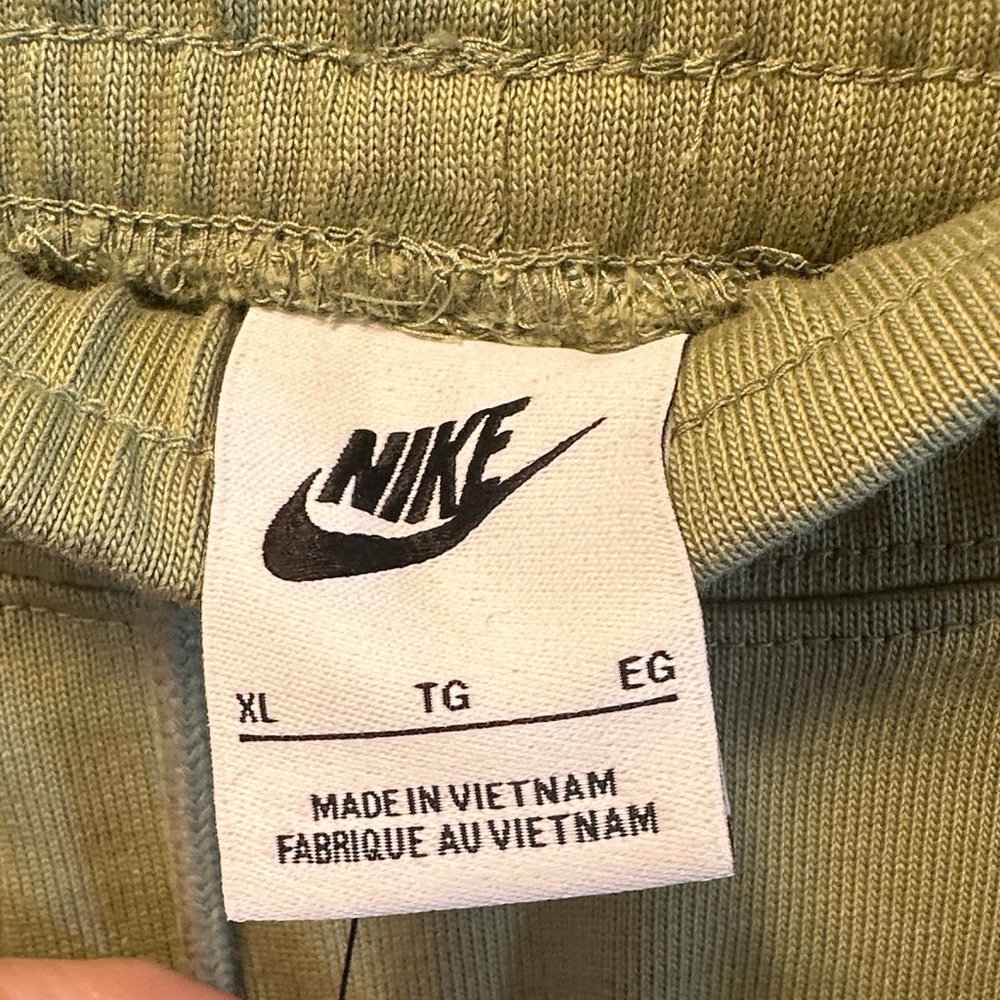 Nike Olive Green Joggers Size XL - Picture 4 of 7